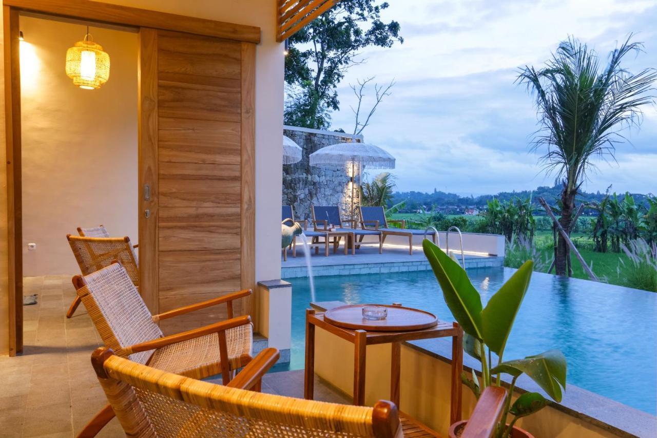 Boutique Villa Jogja Senang Putjung Exterior photo