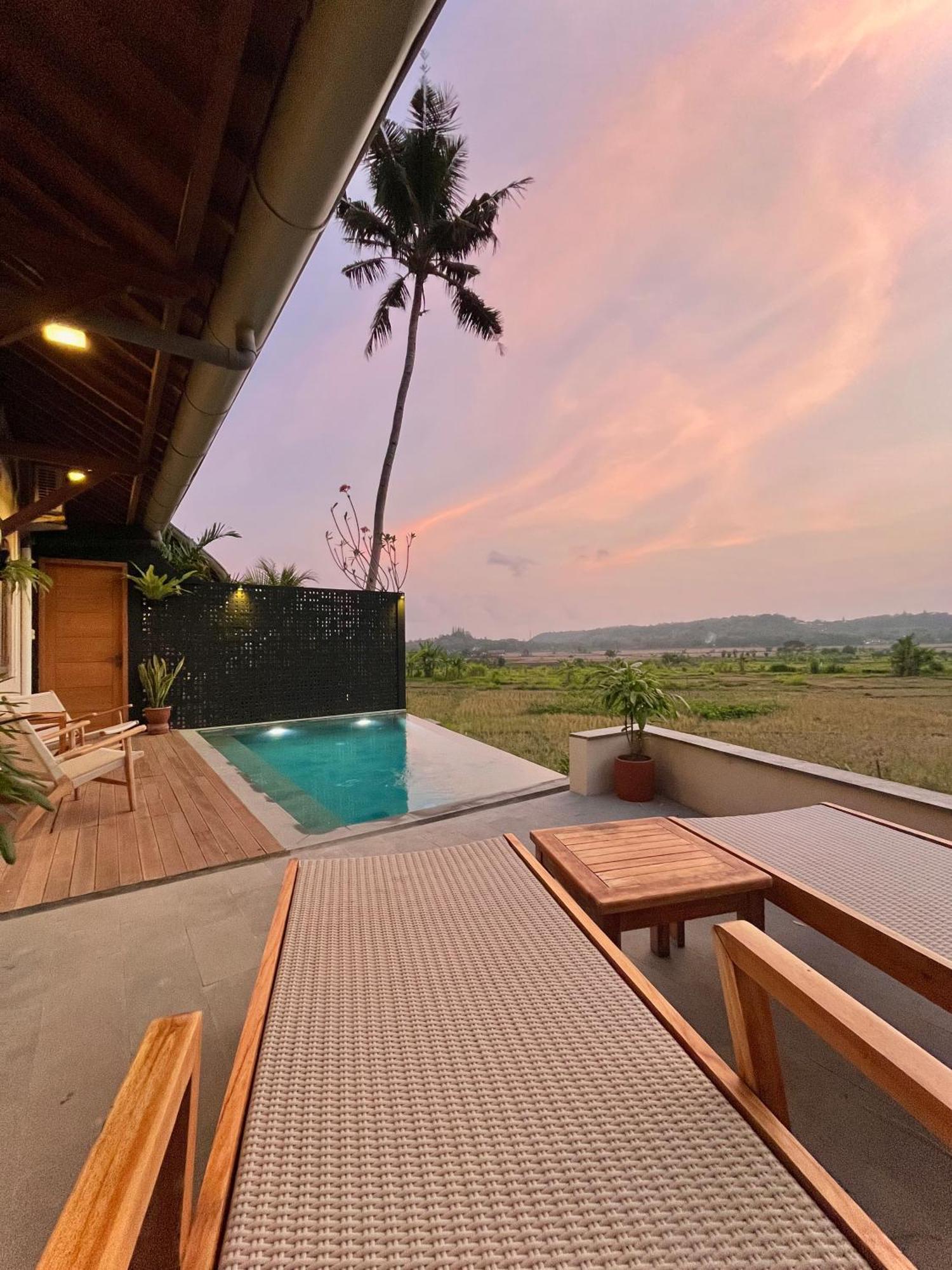 Boutique Villa Jogja Senang Putjung Exterior photo